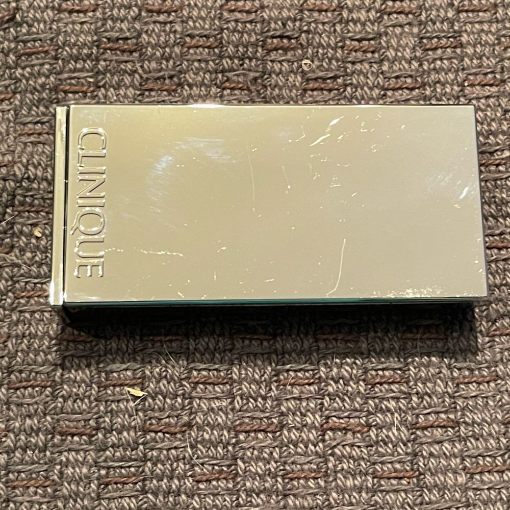 NEW - CLINIQUE All About Shadow DUO *UPTOWN DOWNTOWN* - Picture 2 of 3